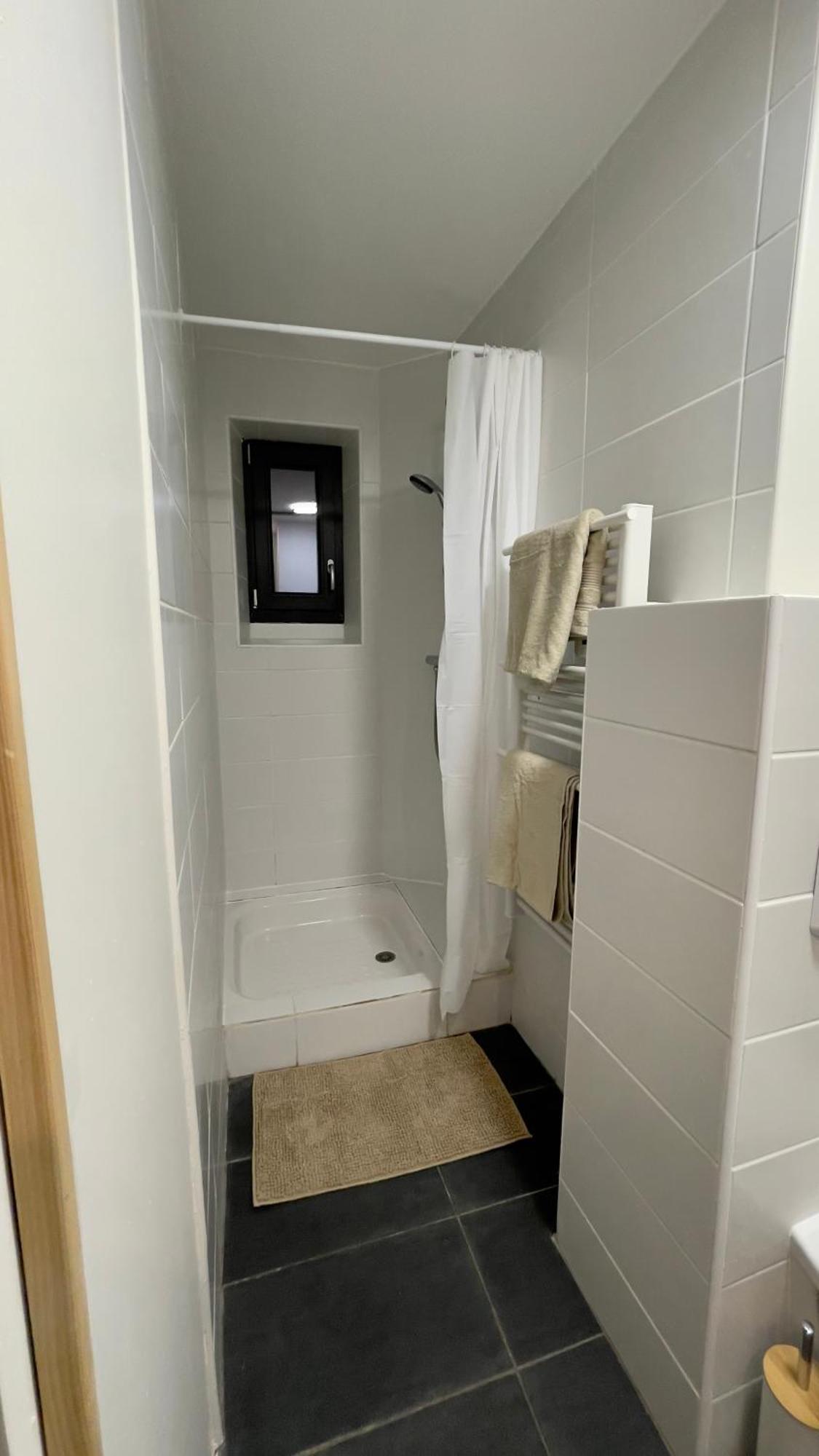 Апартаменты Les Vignes - T2 Cosy, Calme, Excentre Дижон Экстерьер фото